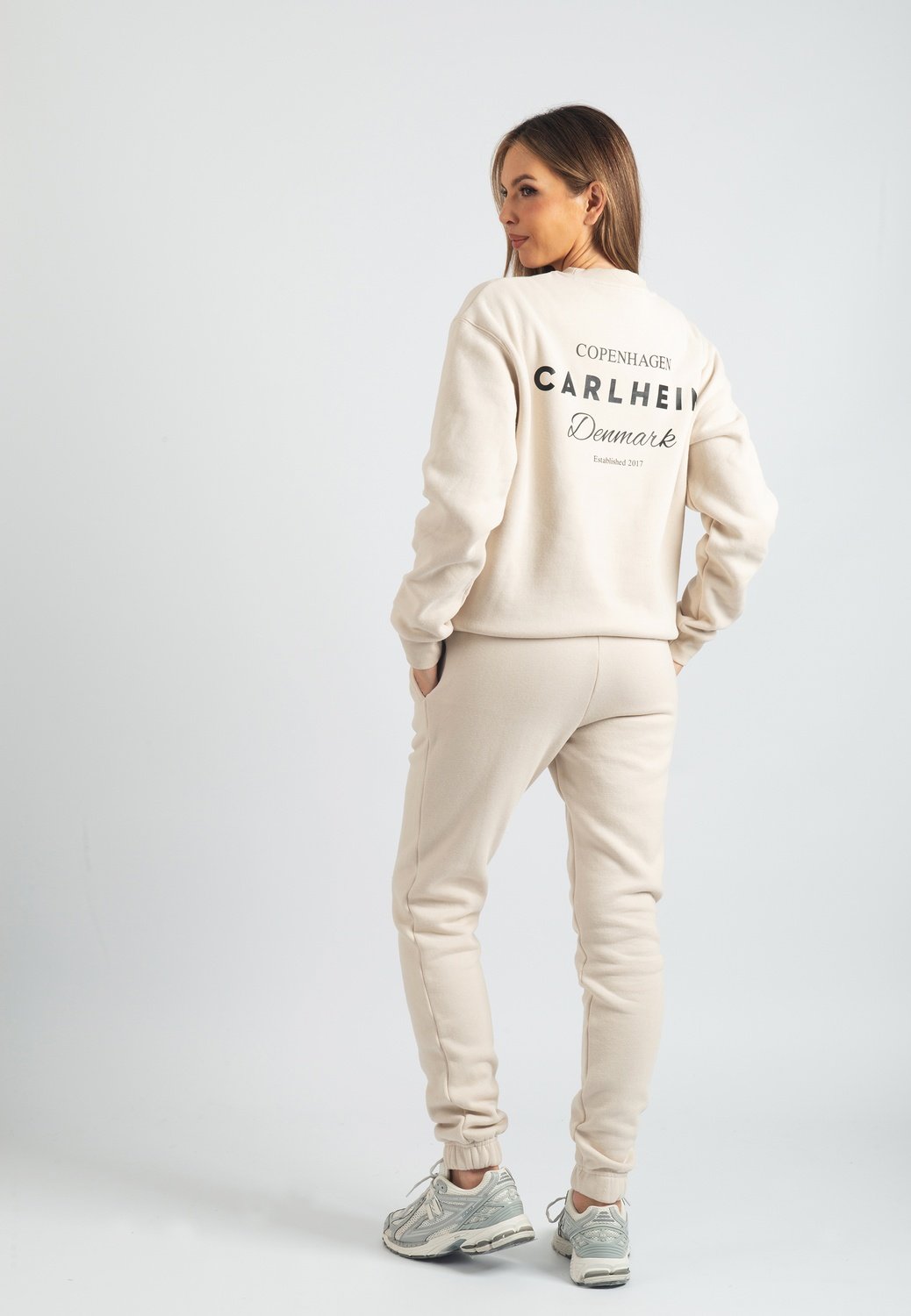 Harper Branded Sweatshirt (Beige)