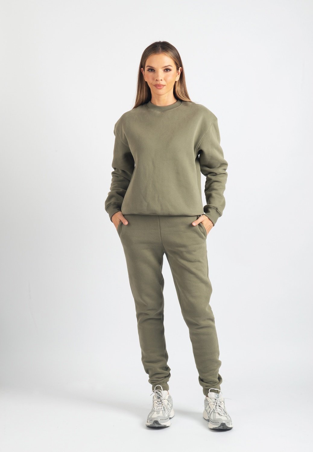 Harper Sweatshirt (Safari Green)