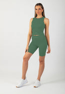 Serenita Shorts 8" (Saga Green)