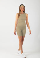 Serenita Shorts 8" (Tan)