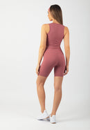 Serenita Shorts 8" (Berry)