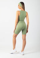 Serenita Shorts 8" (Pistachio)